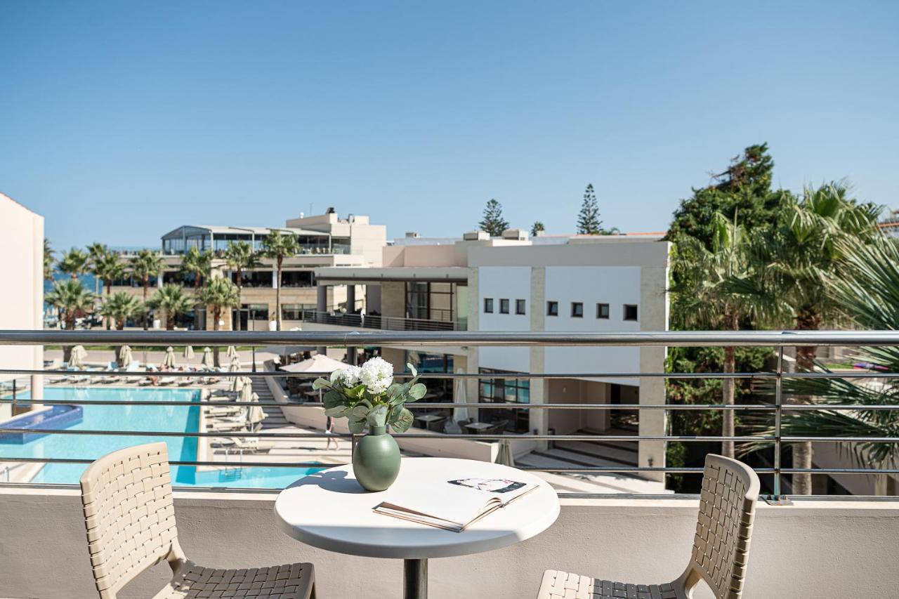 Porto Platanias Beach Resort & Spa Exterior photo The hotel's pool
