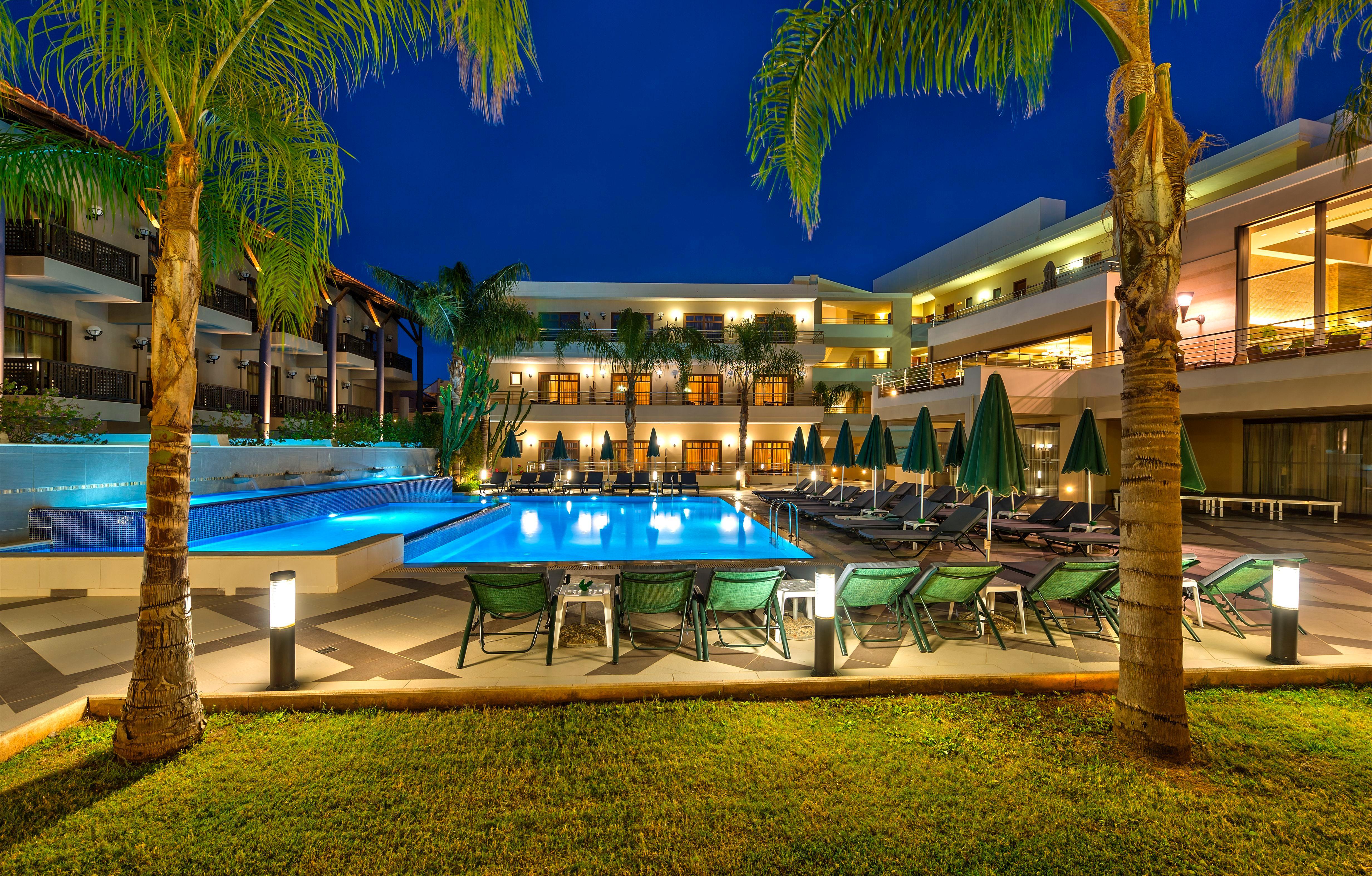 Porto Platanias Beach Resort & Spa Exterior photo The Village Resort