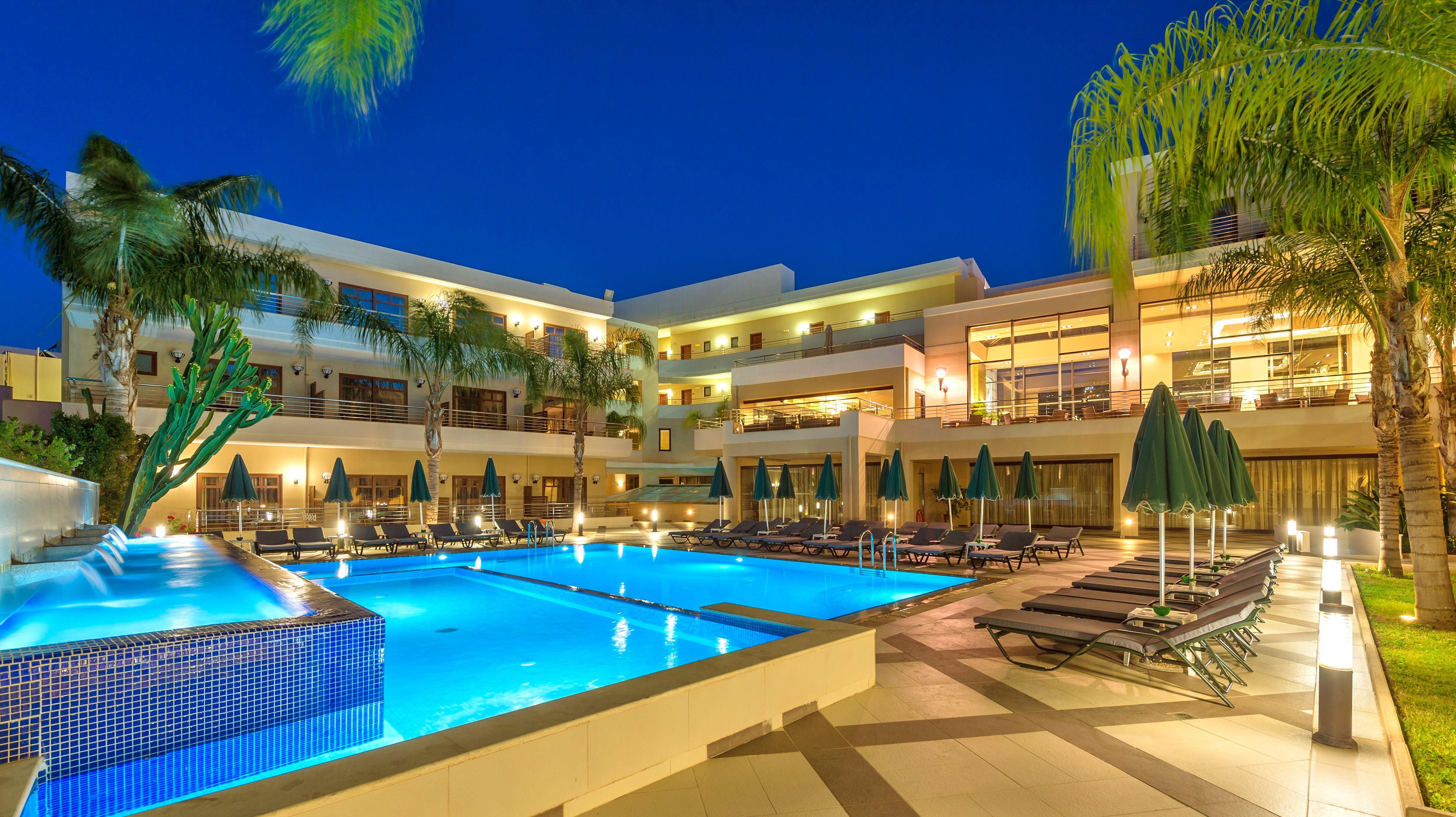 Porto Platanias Beach Resort & Spa Exterior photo The hotel's main pool